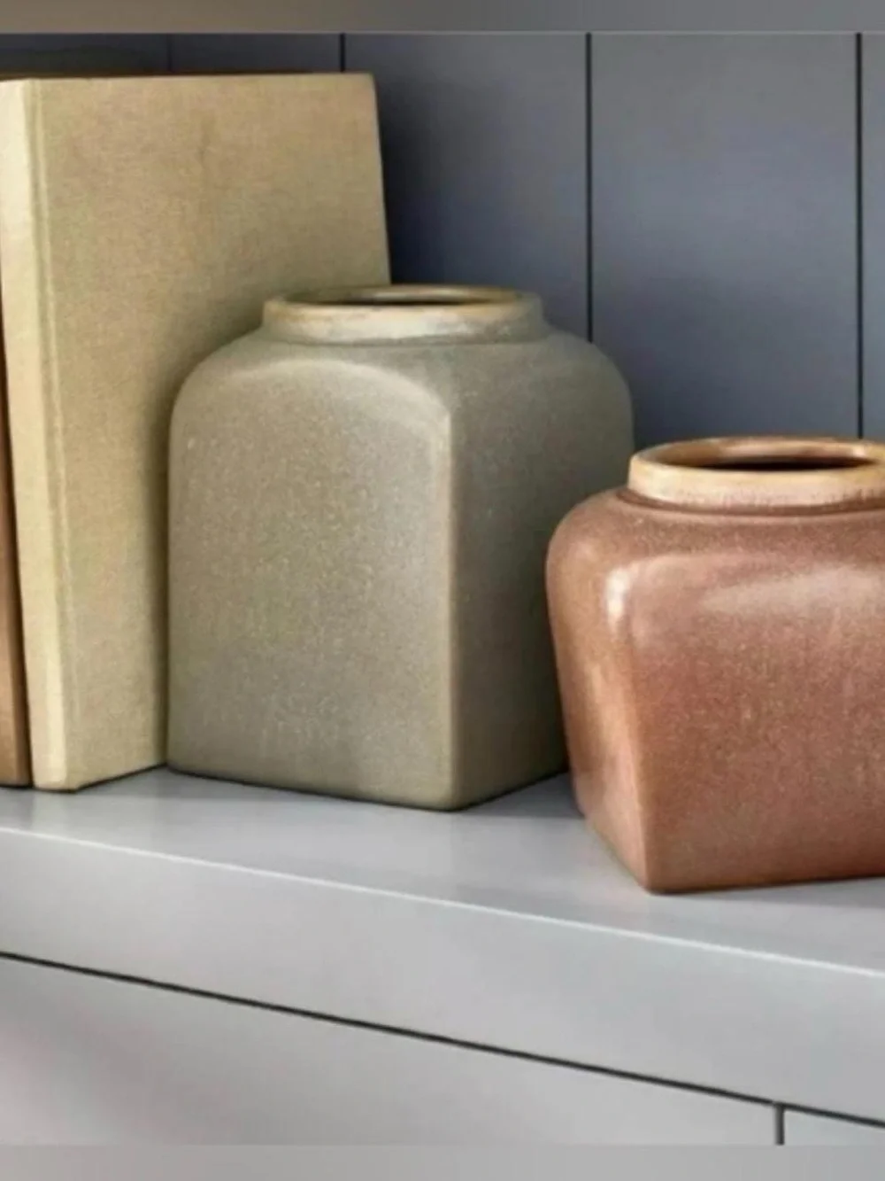 N/A elegant neutral